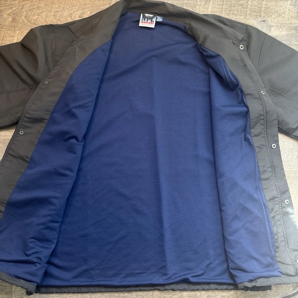 Vintage New England Patriots Black Lightweight Jacket Size XXL